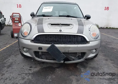 2008 Mini Cooper S Clubman z USA, uszkodzony, nr VIN WMWMM33508TP89336